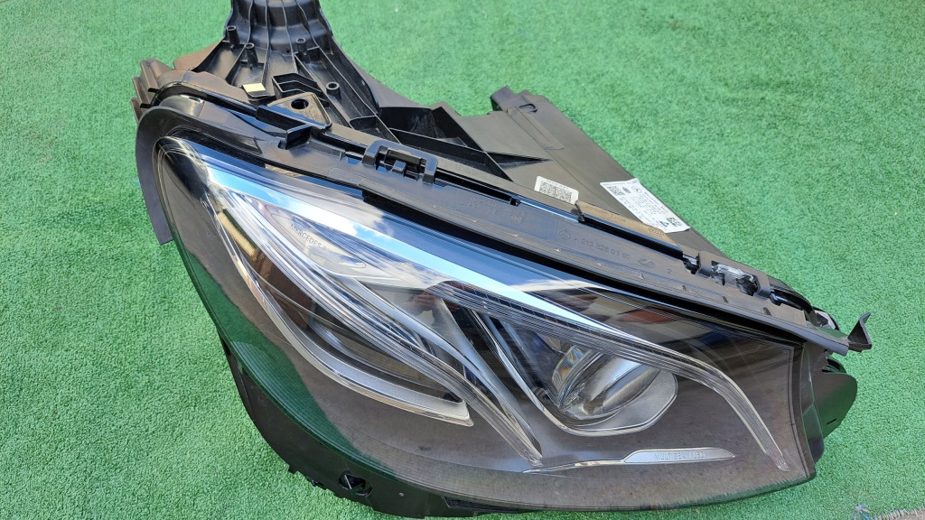 фото №2, Mercedes e-klasa w213 full led лампа передняя