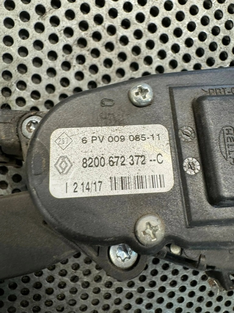 фото №2, Потенциометр газа renault master iii 8200672372c