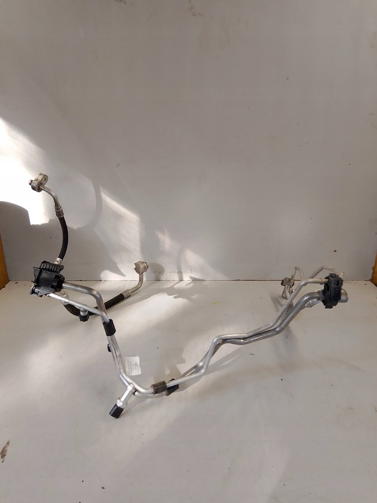 фото №1, Audi a1 8x трубки кондиционера 6r1820743j 6r1820741n