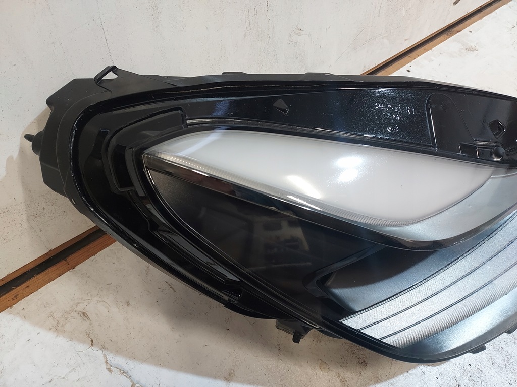 фото №2, Лампа tesla 3 full led правая перед