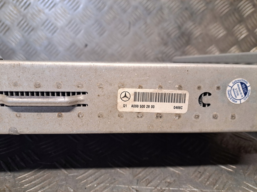 Mercedes ml gl gls x166 радиатор интеркулер a0995002800 новая Цена