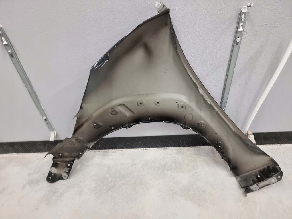 Toyota bz4x subaru solterra крыло правый передний перед Цена