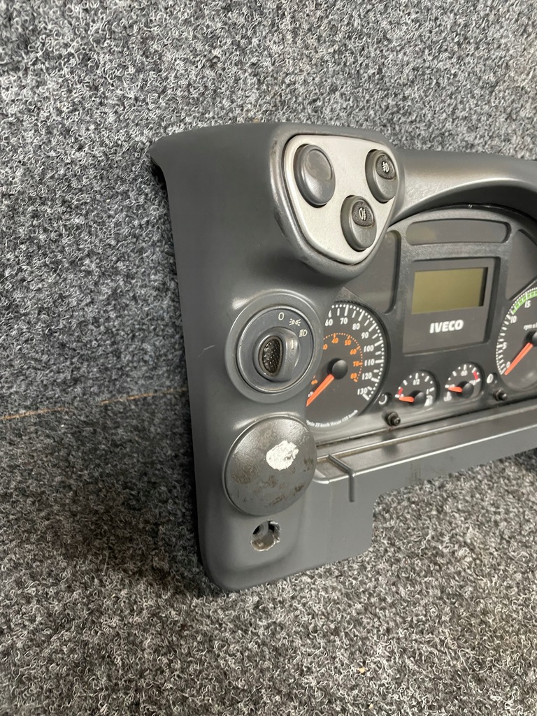 фото №8, Iveco eurocargo ii счетчик приборы панель рамка 504158813