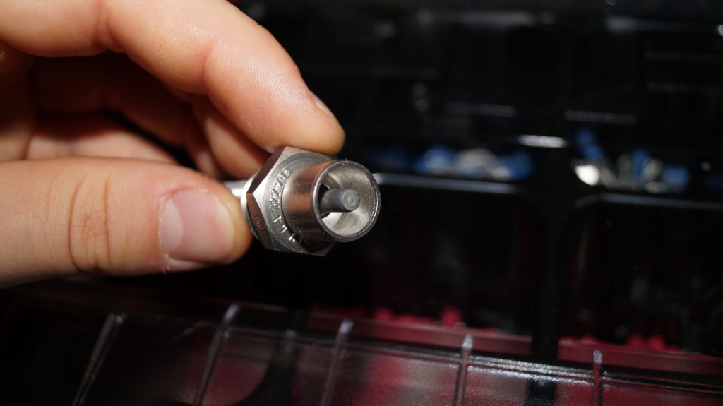 фото №4, 157915 свеча webasto