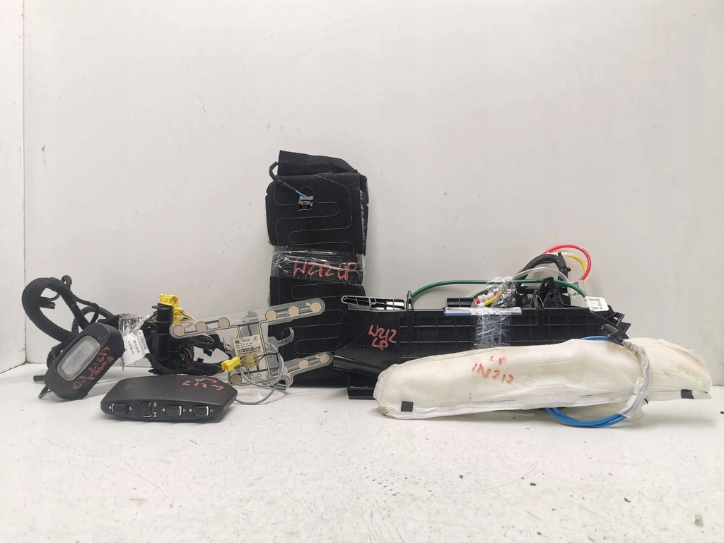 фото №1, Mercedes w212 lift мат нагревательная левая перед europa 13 r