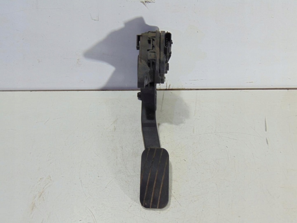 фото №1, Потенциометр газа master iii movano b 8200672367