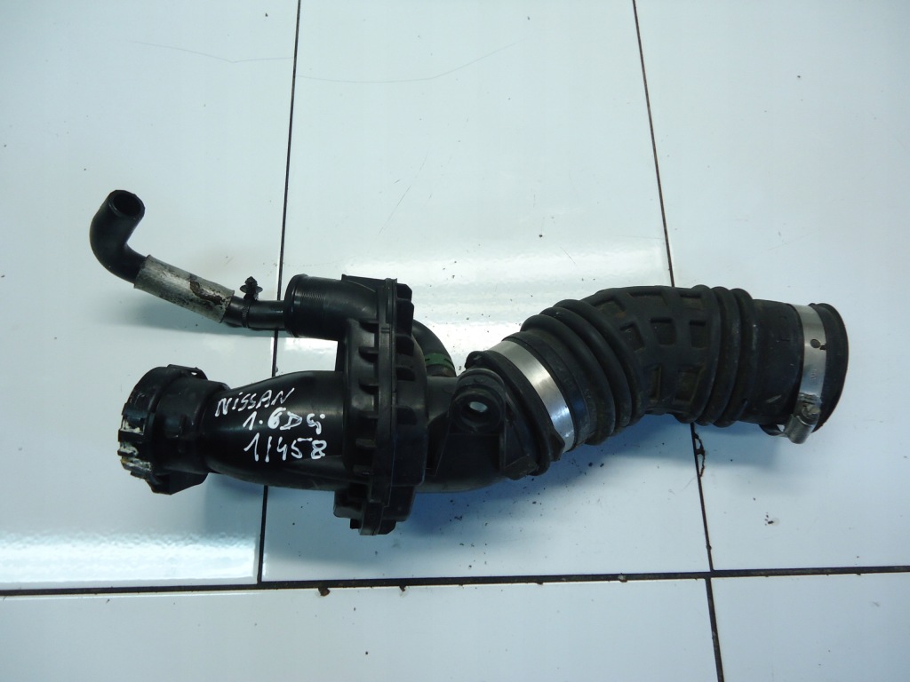 фото №1, Renault trafic iii scenic 1.6dci труба воздуха 165761844r 1072512s01