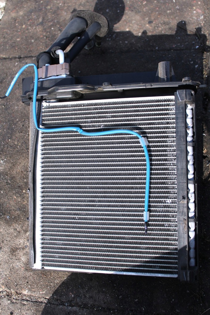 фото №11, Радиатор отопителя toyota avensis t25 corolla verso ii corolla e12
