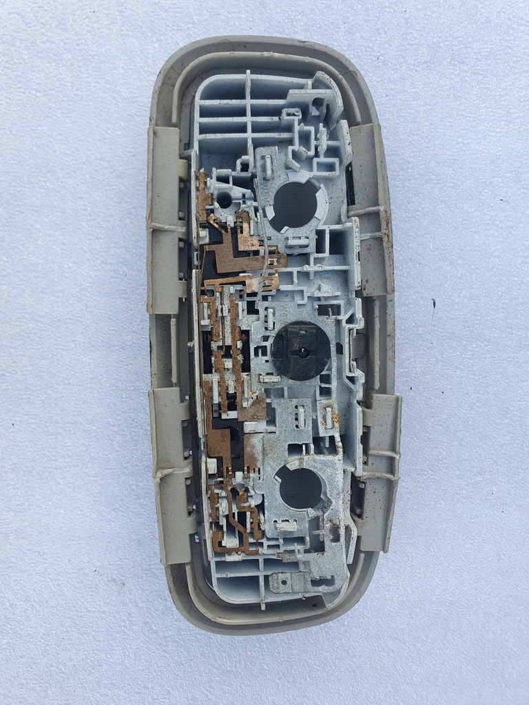 фото №7, Крышка баллончик предохранителей fiat grande punto 1.2 1.4 05-08r исправна