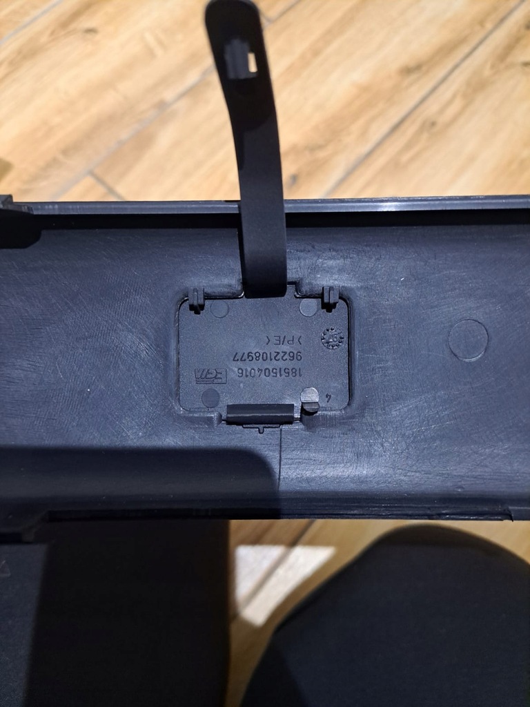 фото №7, Peugeot 406 молдинг бампера правый перед 9616460577