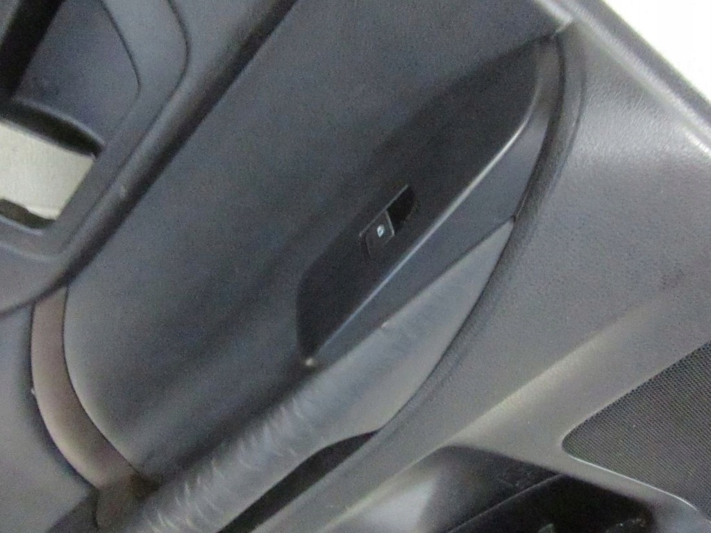 фото №5, Toyota highlander iii 2016 обшивка двері задня