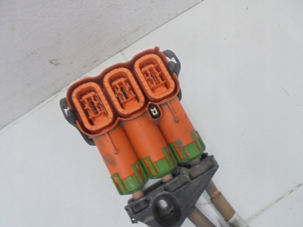 Peugeot 508 2,0 гибрид шланг аккумулятор в Украине