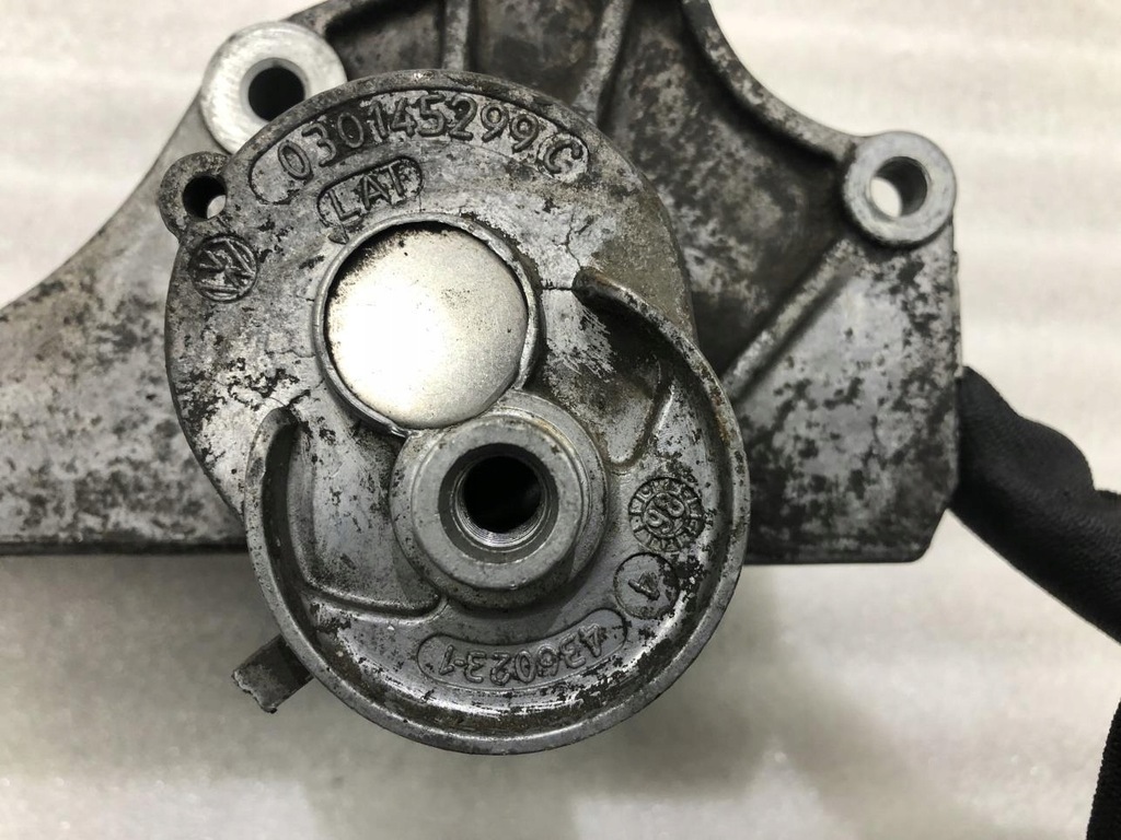 фото №7, Кронштейн генератора seat ibiza iii 030145189h