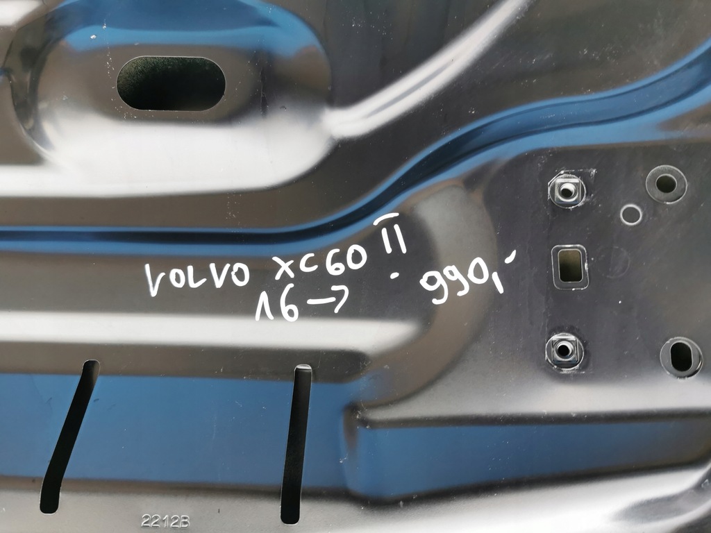 фото №16, Volvo xc60 ii 16- капот крышка двигателя