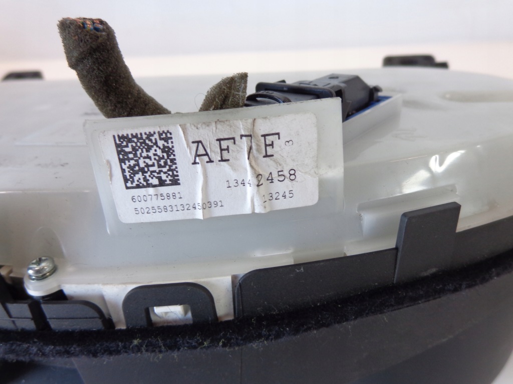 Opel astra j лічильник прилади 13442455 af7b anglik Зі Шроту