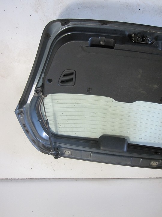 фото №8, Крышка багажника задняя багажника suzuki liana 2007r kombi