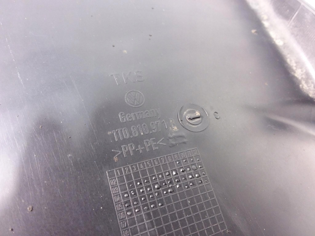 фото №6, Volkswagen оригінальний номер 1t0810971b підкрилок