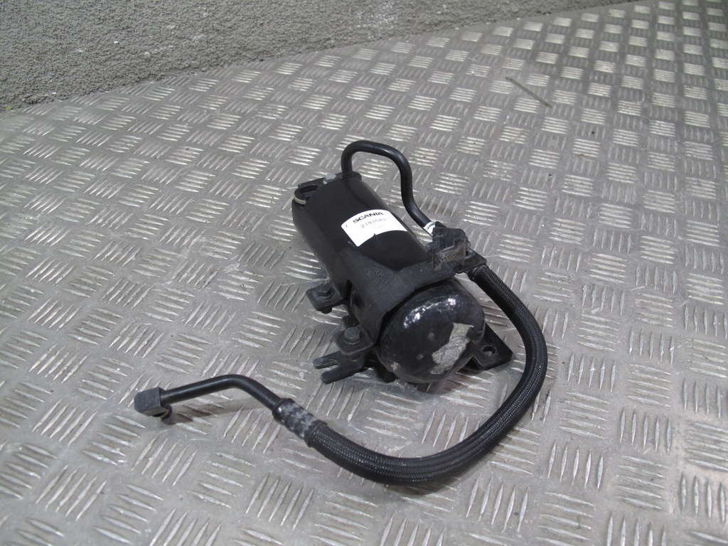 фото №2, Конденсатор кондиционера scania r s