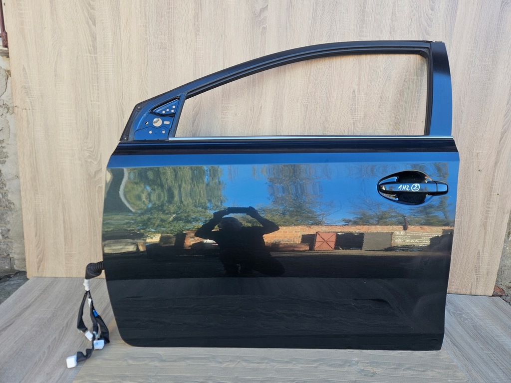 фото №1, Toyota auris ii 13-18 дверь левый перед 1h2