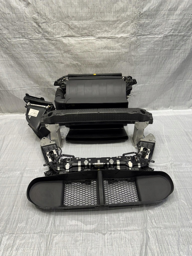 фото №16, Перед kompletny бампер капот лампи maserati grecale modena grecale - перед