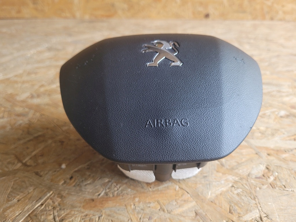 фото №15, Peugeot 208 панель приладів приладова консоль панель приладів подушка безпеки оригінал fv