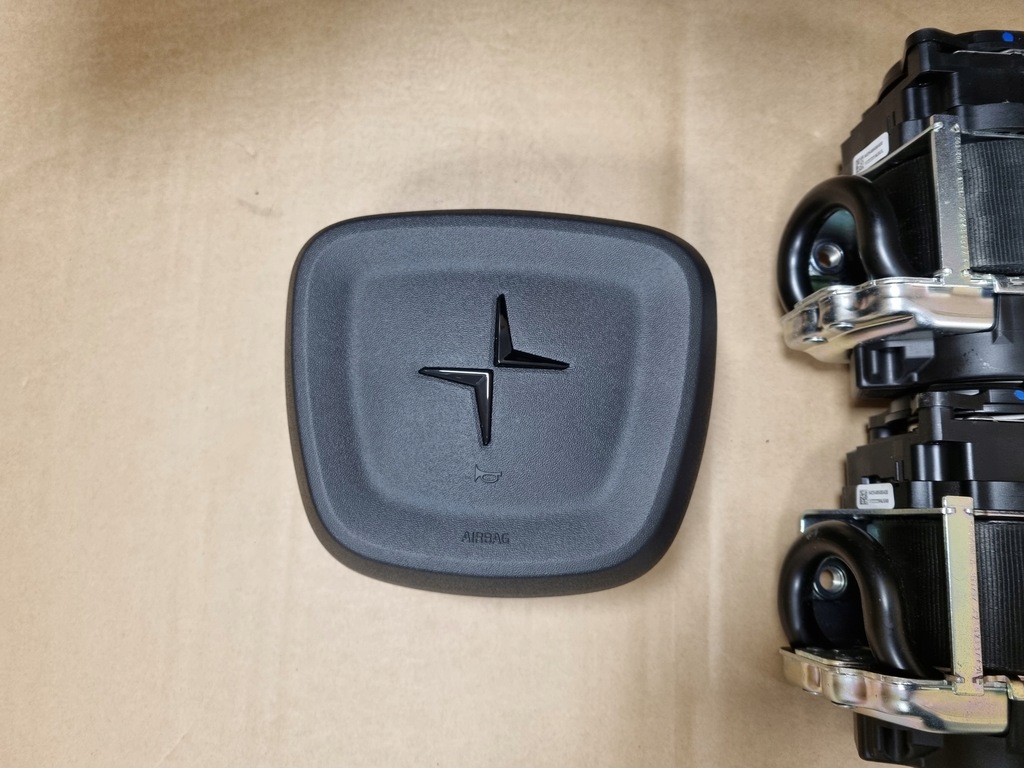 фото №5, Polestar 2 приборная панель консоль оригинал подушка безопасности подушка водитель пассажир ремни