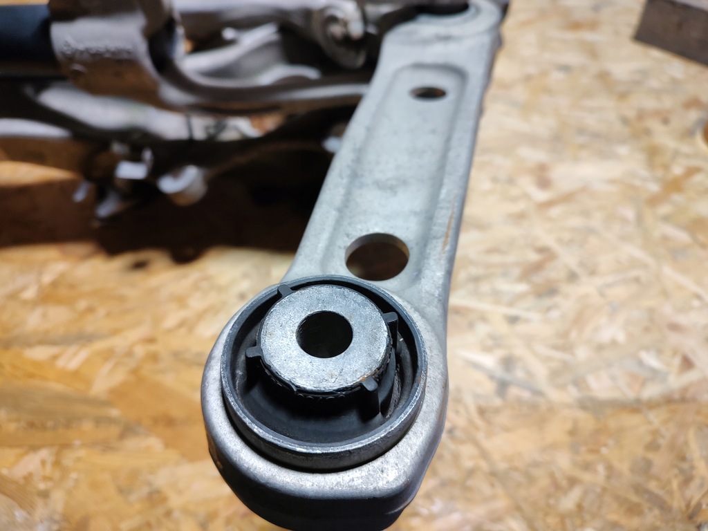 фото №11, Bmw g11 g12 g32 xdrive поворотный кулак амортизатор ступица рычаг левый