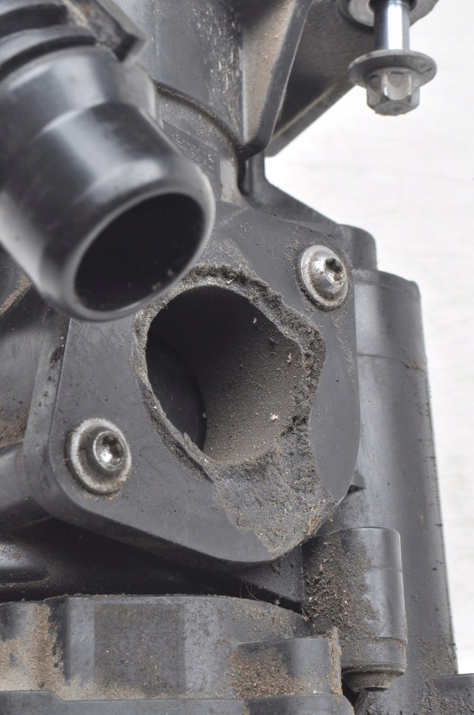 фото №7, Mini f56 1.5 корпус термостата 0631943