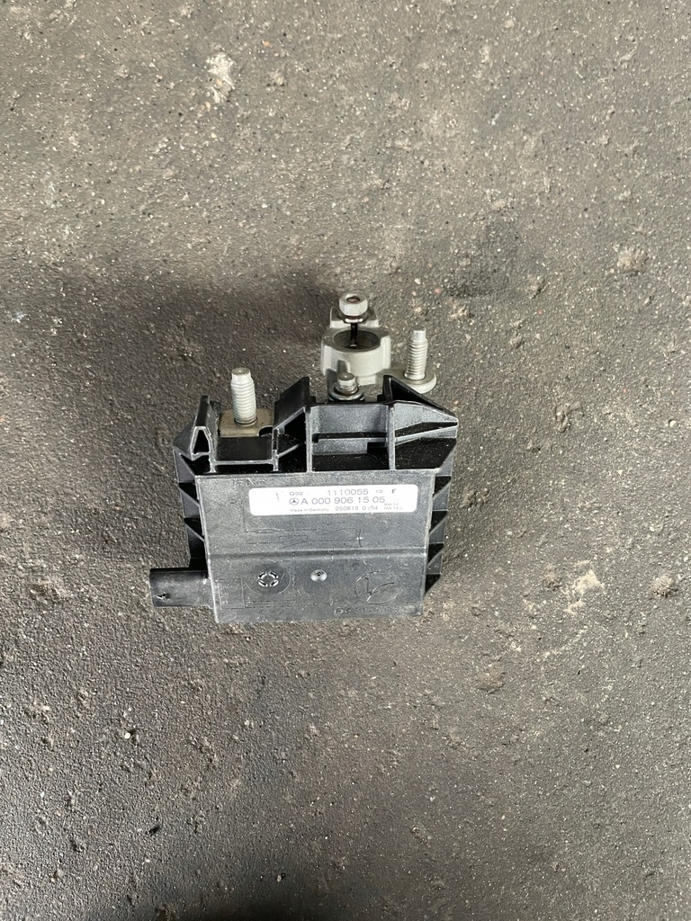 фото №1, Mercedes e 213 клема плюсова 0009061505