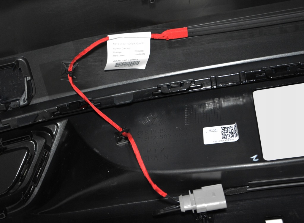 фото №8, Vw golf 8 variant r-line бампер задняя 6pdc lc9x