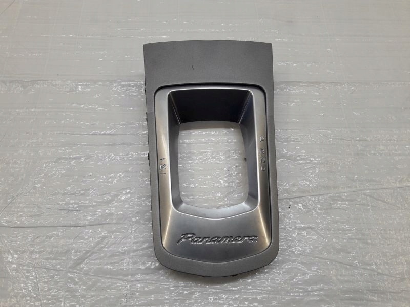 фото №1, Porsche panamera 970 рамка передач