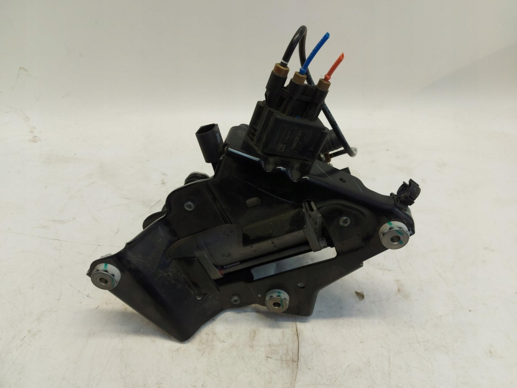 Bmw 5 g60 насос компрессор подвеска пневматический 6894904 в Украине