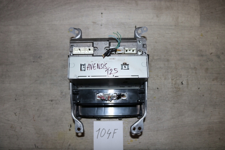 фото №2, Панель керування кондиціонер перемикачі радіо cd toyota avensis t25