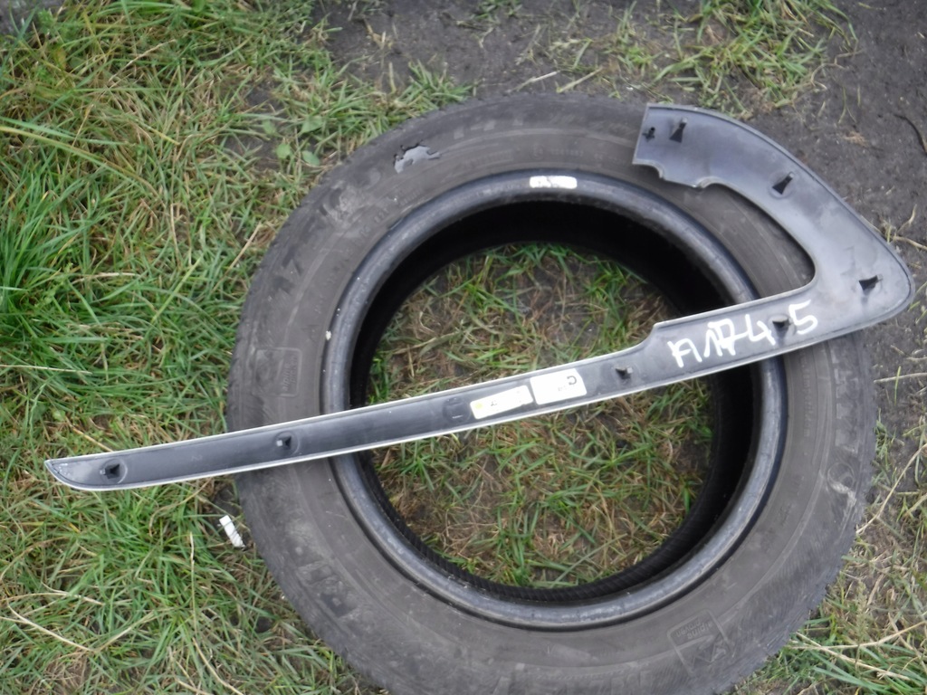 фото №2, Молдинг дверь правый перед 8p3867410 audi a3