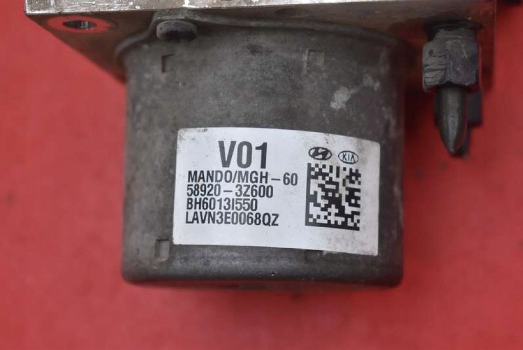 фото №10, Насос abs 58920-3z600 hyundai i40 1.7 crdi 115 km 15-20