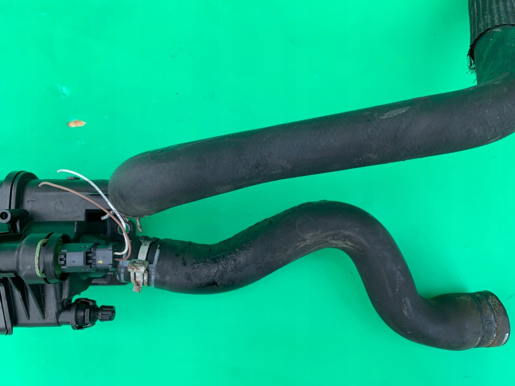 фото №7, Корпус термостата peugeot 308 i t7 1.6 hdi 07-