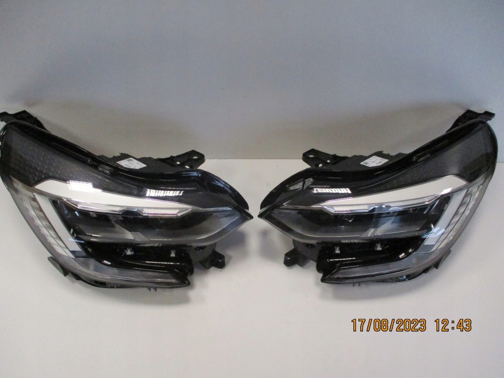 фото №4, Лампа левая перед передняя full led renault captur ii 260608054r