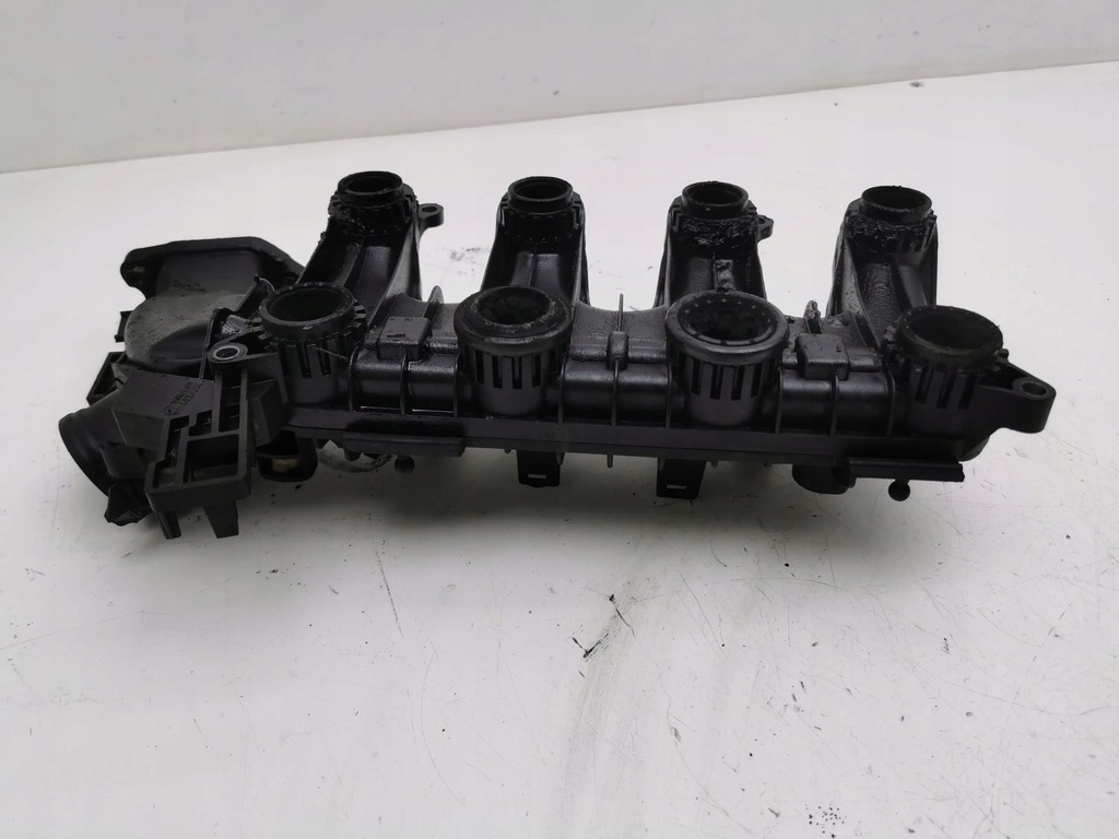 фото №7, Volvo v50 2009 коллектор всасывающий