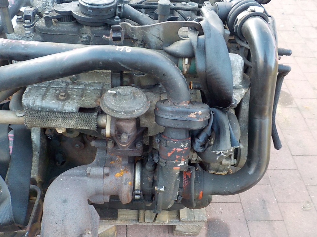 фото №8, Chrysler voyager iv 03r 2.5 crd 141km двигун r2516c kompletny