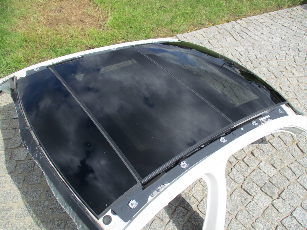 фото №7, Mecedes w204 sedan дах панорама