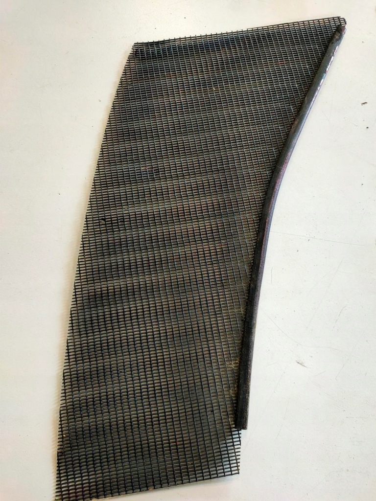 Сетка do решётки впуск воздуха w podszybiu mercedes 107 Недорого