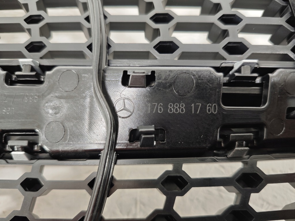 фото №9, Решітка радіатора решітка радіатора решітка радіатора радіатора mercedes w176 a176 176 lift a1768881760 nowa
