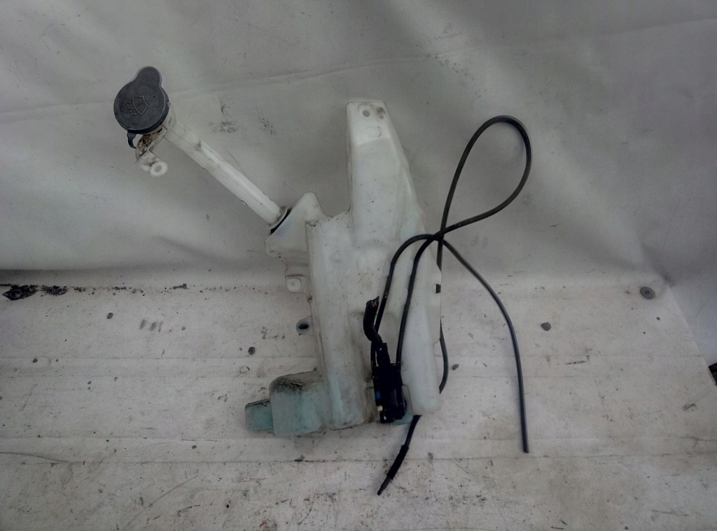 фото №1, Nissan оригинальный номер 289104ea0a бак жидкость распылителя, стекло