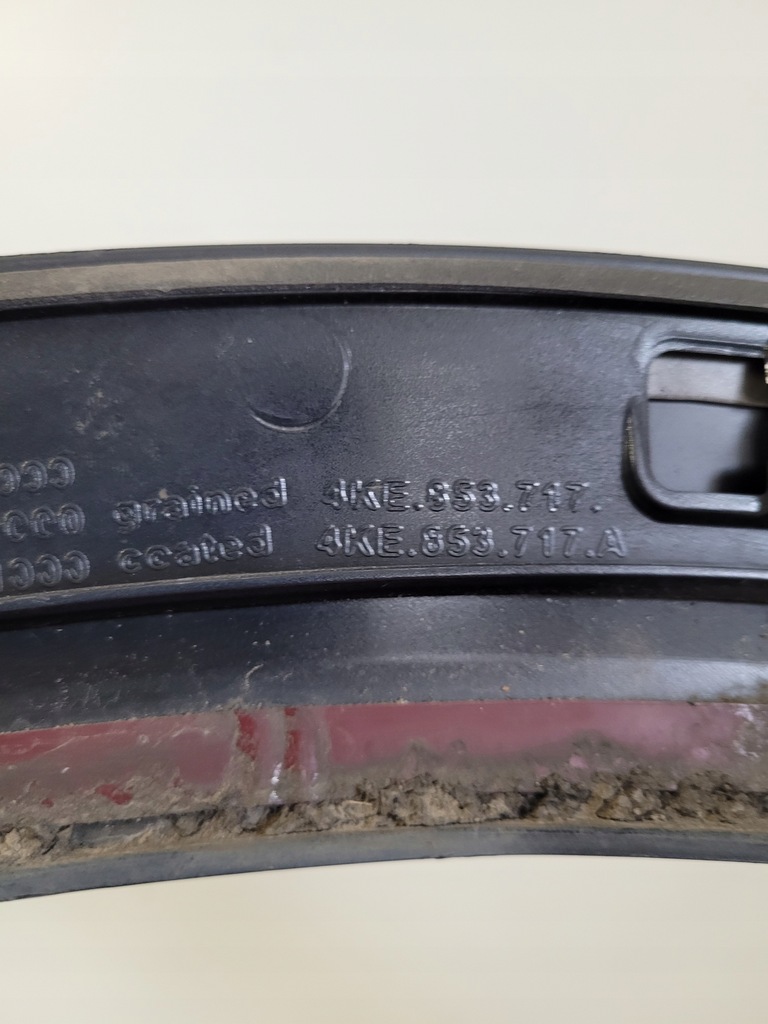 фото №12, Audi 4k 4ke etron молдинг крыла левый перед накладка na крыло 4ke853717