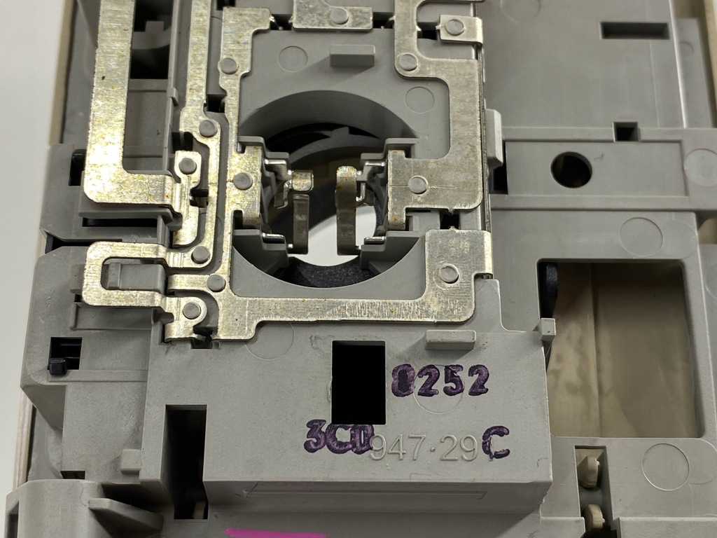 фото №4, Лампа потолочный освещение кабины vw golf vi