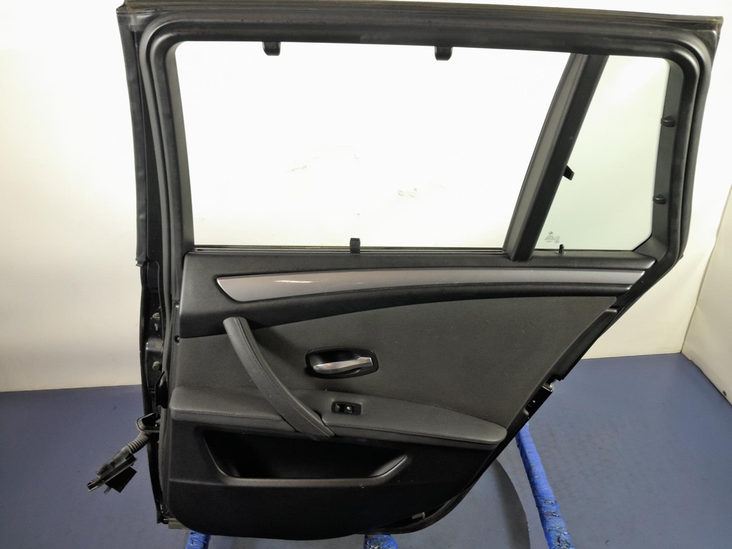 фото №5, Bmw 5 e61 touring двері задня праве 668