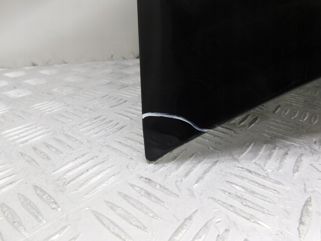 Капот крышка двигателя - opel astra 3 h 04-14 Киев