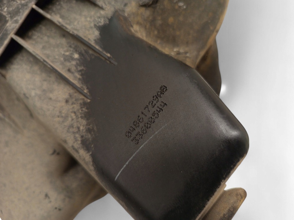 фото №5, Volkswagen routan 04861729ab корпус фильтра воздуха