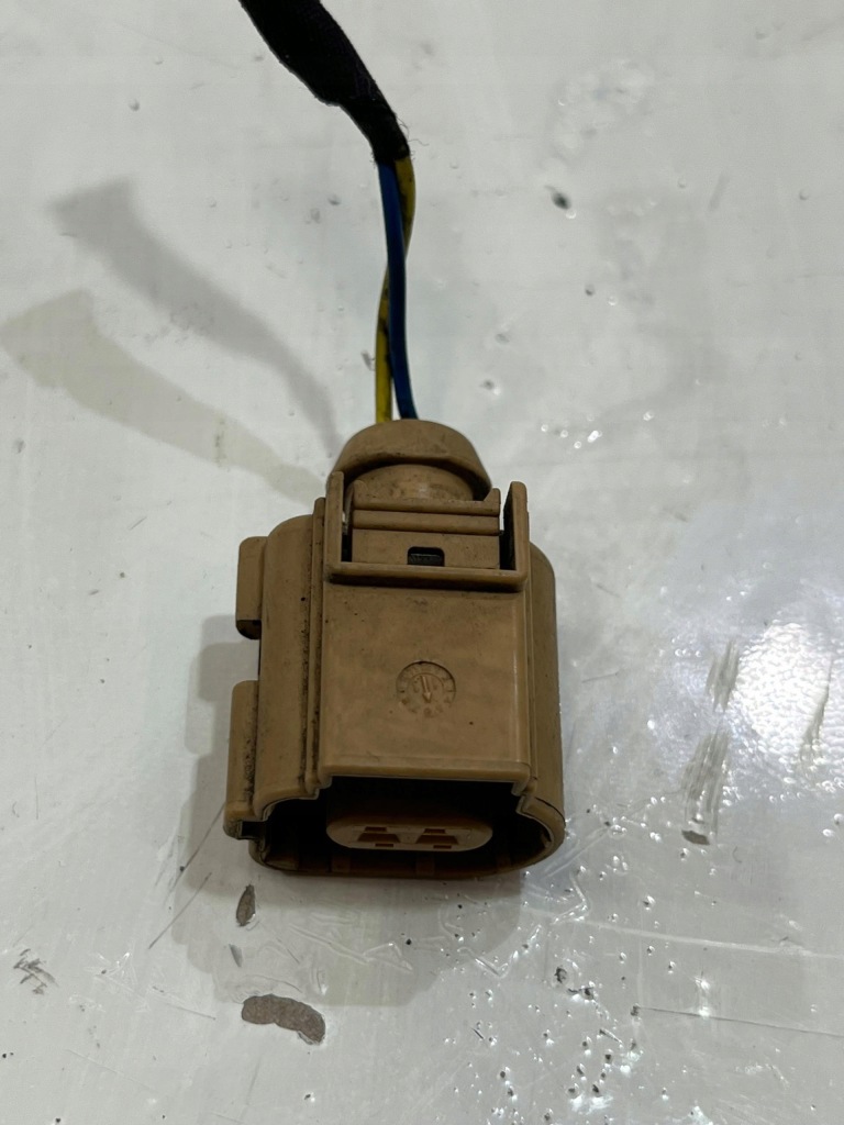 Купити Колодка штекер audi a3 8v 8k0973702g