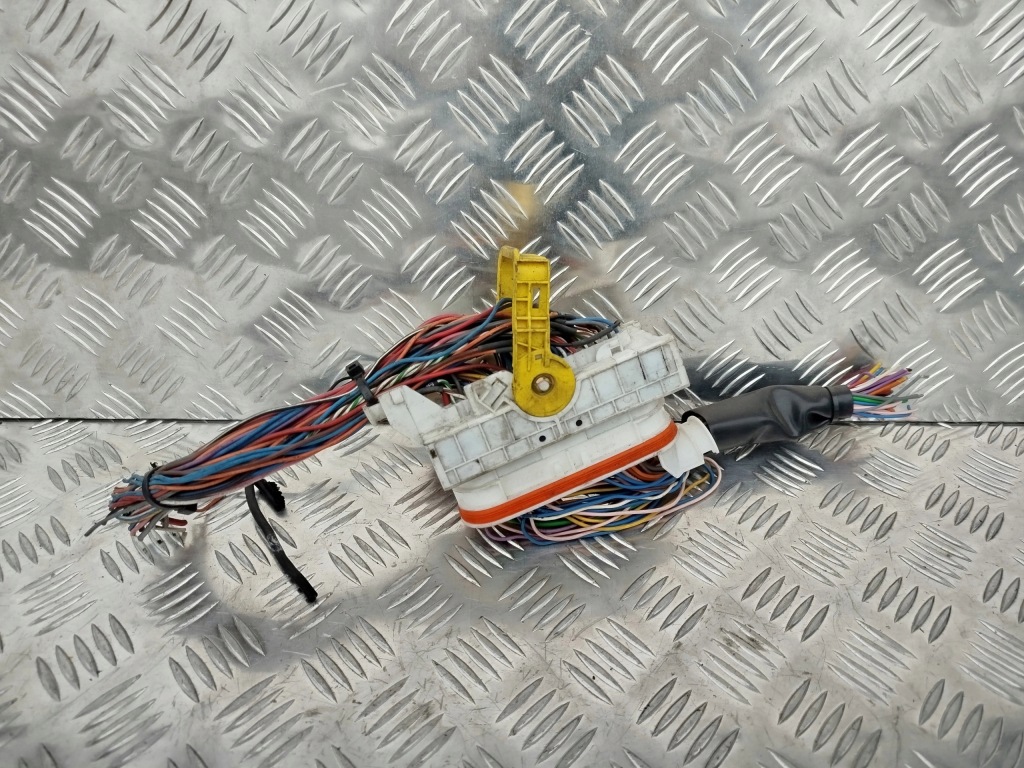 фото №2, Штекер проводка электропроводка кабины scania r